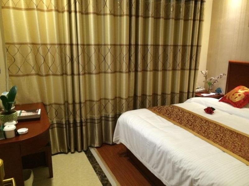 Greentree Inn Jiangsu Suqian Yiwu Business Center Fukang Avenue Express Hotel Buitenkant foto